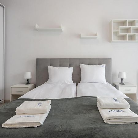 Ambria Apartments Flotylla Swinoujscie Bagian luar foto