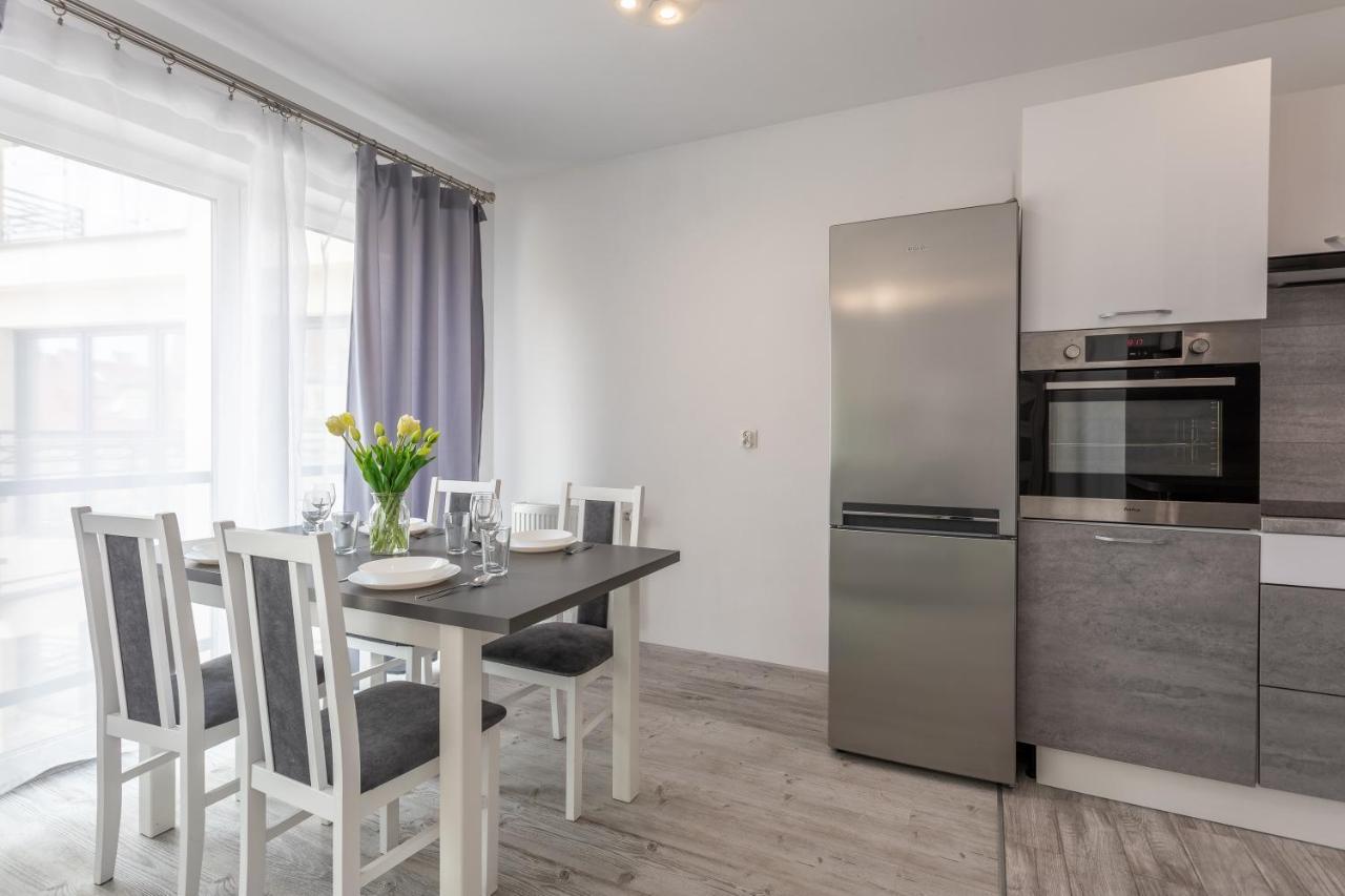 Ambria Apartments Flotylla Swinoujscie Bagian luar foto