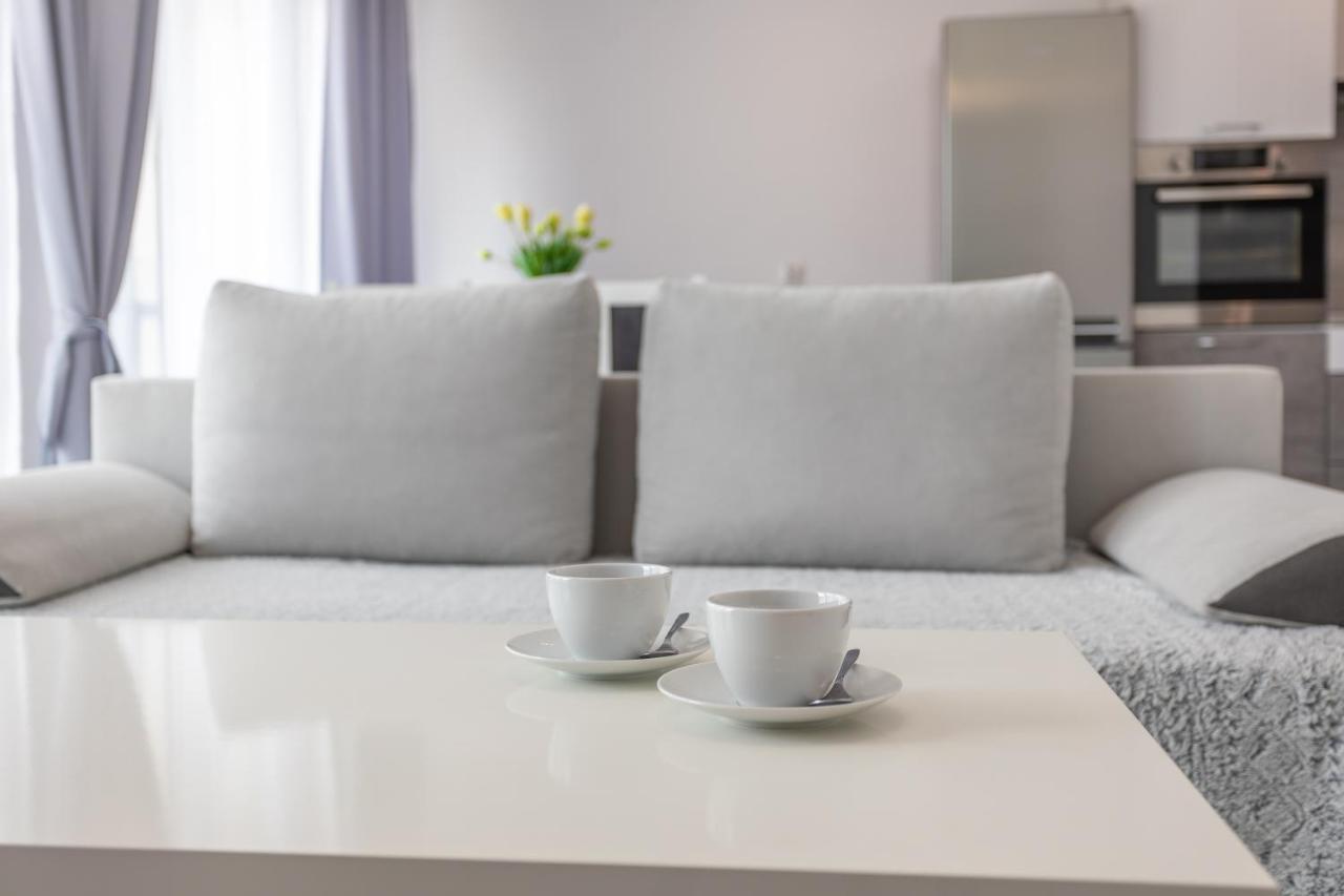 Ambria Apartments Flotylla Swinoujscie Bagian luar foto