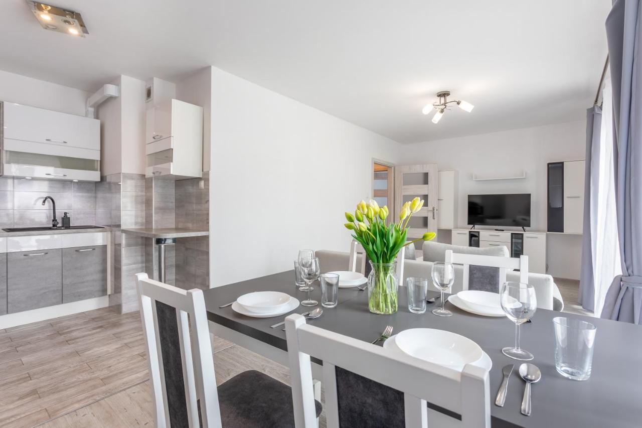 Ambria Apartments Flotylla Swinoujscie Bagian luar foto